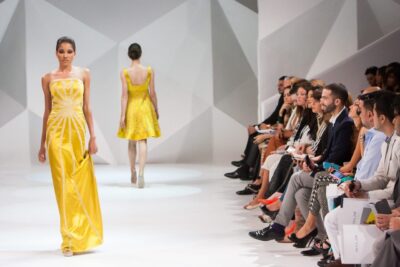 fashion-show-1746582_1920